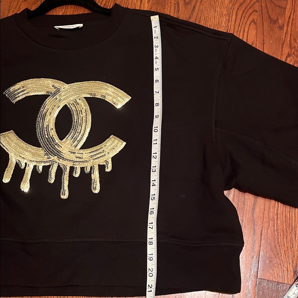 Zenana Outfitters Black Sweater with Gold Design   NWOT - Picture 7 of 7